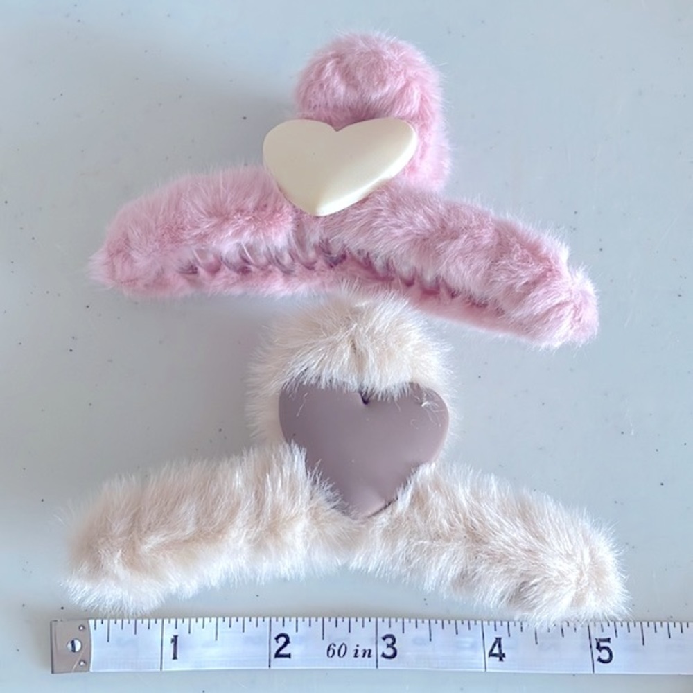 NWT Furry Claw Clip - 2pk - Picture 3 of 5